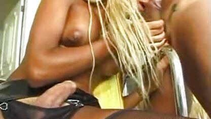 Bẩn bác sĩ, sex nhat hay khong che kiểm tra các bệnh nhân nhỏ.